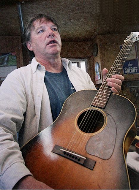 Tom Murphy Guitar Man to the Stars Marion Illinois History
